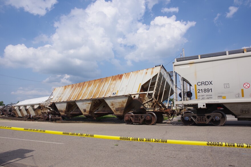 Kalamazoo Train Derails, Snarls Downtown Traffic